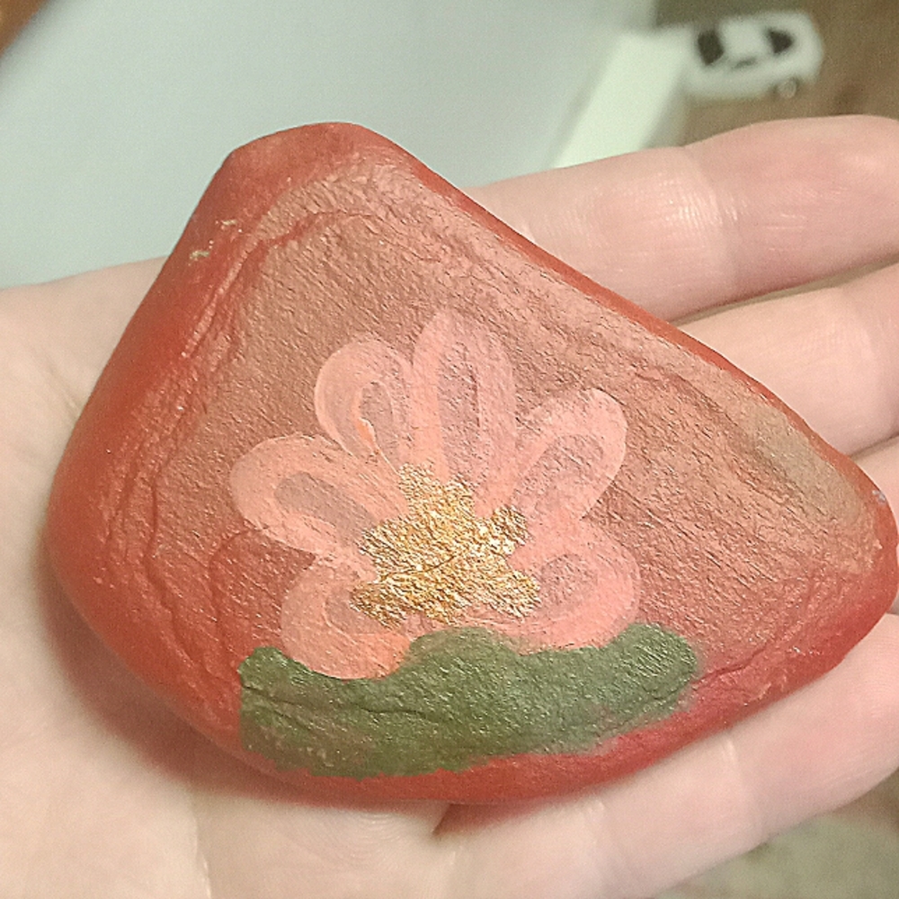 Handmade River Rock Stone Art hand-painted Art flowers 🌸
